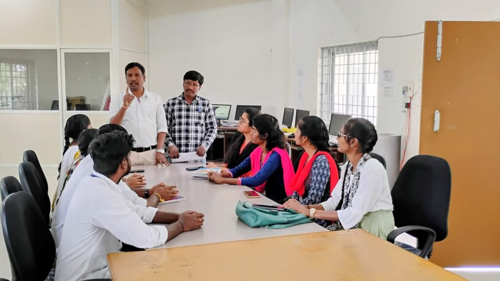 అంగన్వాడి టీచర్లుగా మహిళా సోషల్ వర్కర్లకు అవకాశం ఇవ్వాలి పిబి సత్యం