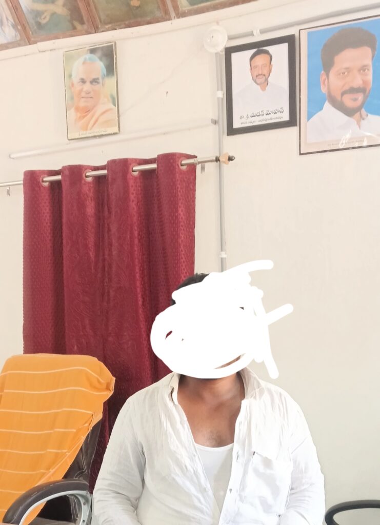 జర్నలిస్ట్ పై దాడి బాధితుడు పట్టా పాస్ బుక్ జిరాక్స్ ఇవ్వమంటే దాడి
