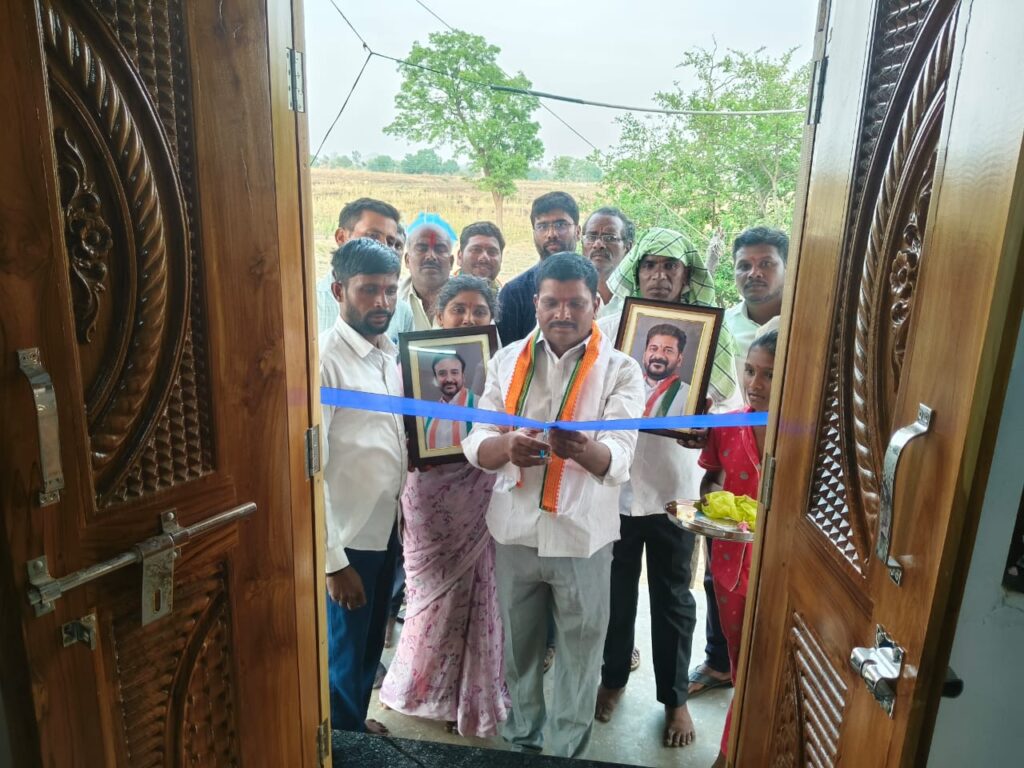 గాంధారి తిమ్మాపూర్ గ్రామంలో నూతన గృహప్రవేశం
