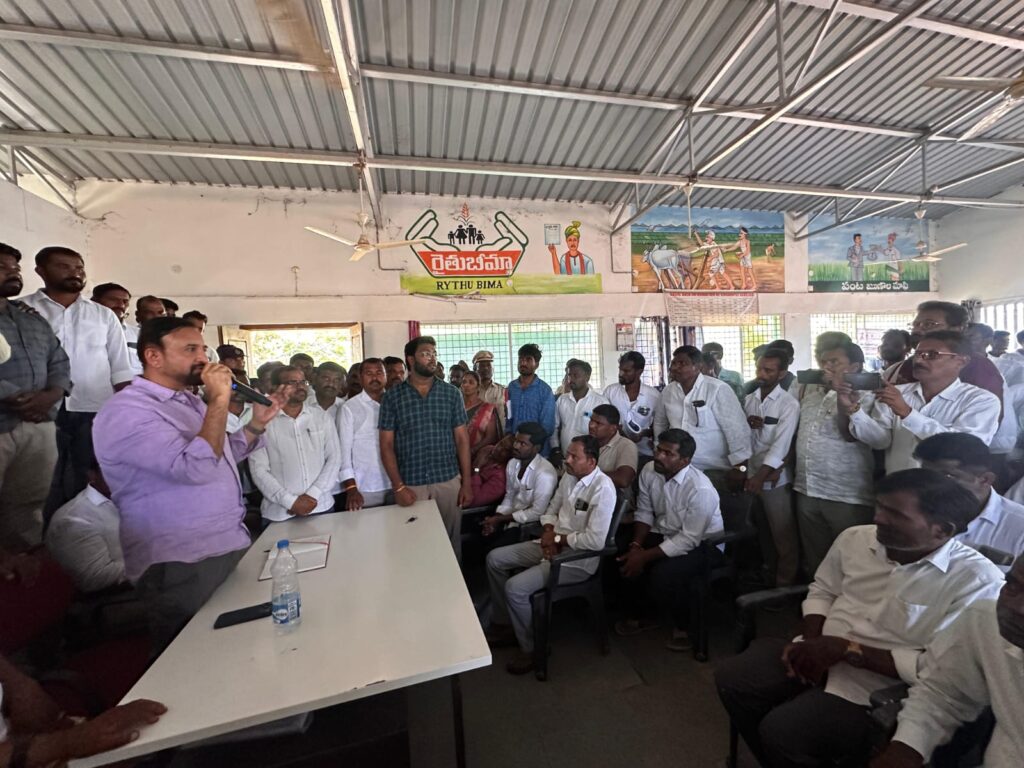 లింగంపేట్ పట్టణంలో రూ.30 లక్షల గోదాం నిర్మాణ పనులకు భూమిపూజ చేసిన ఎమ్మెల్యే మదన్ మోహన్ గారు:*