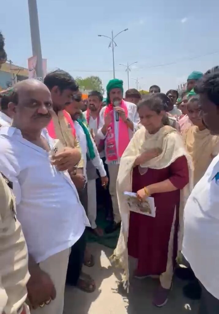 యూరియా యాప్ రద్దు చేయాలి – అన్నదాతను కాపాడాలి!✊